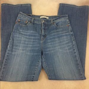Levi's 512 Perfectly Slimming Boot Cut Jeans 10M